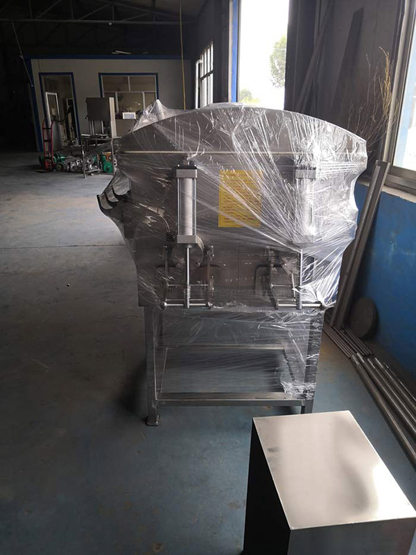 抽真空拌陷機發往德州